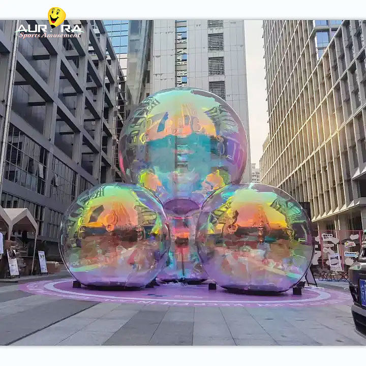 Customized Giant Inflatable Mirror Ball PVC For Decoration Party Đỏ xanh vàng