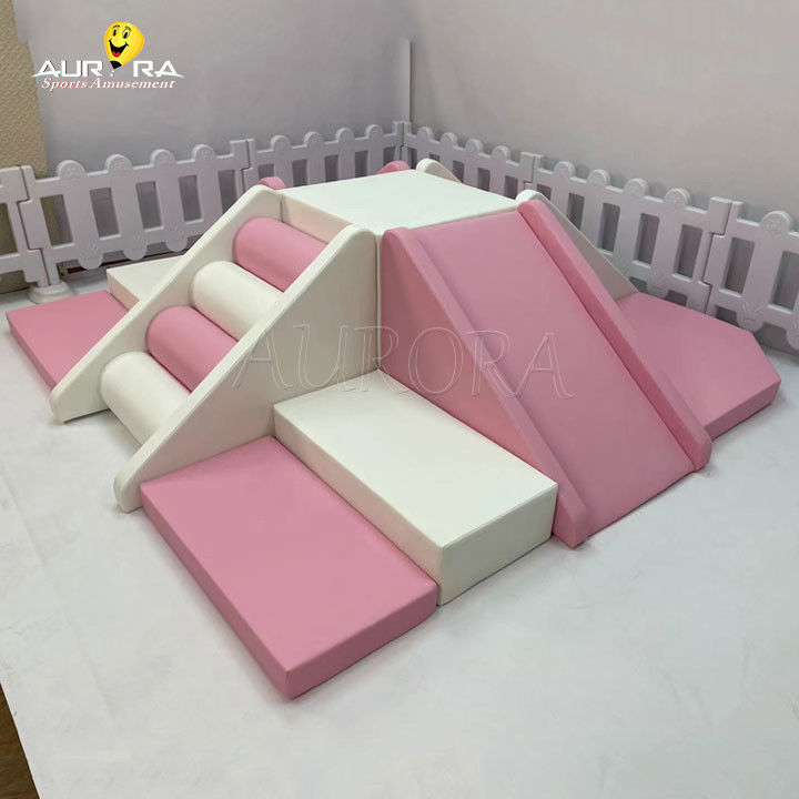 Nội thất trẻ em trẻ sơ sinh Soft Play Thiết bị leo núi màu hồng và trắng Set cho bữa tiệc
