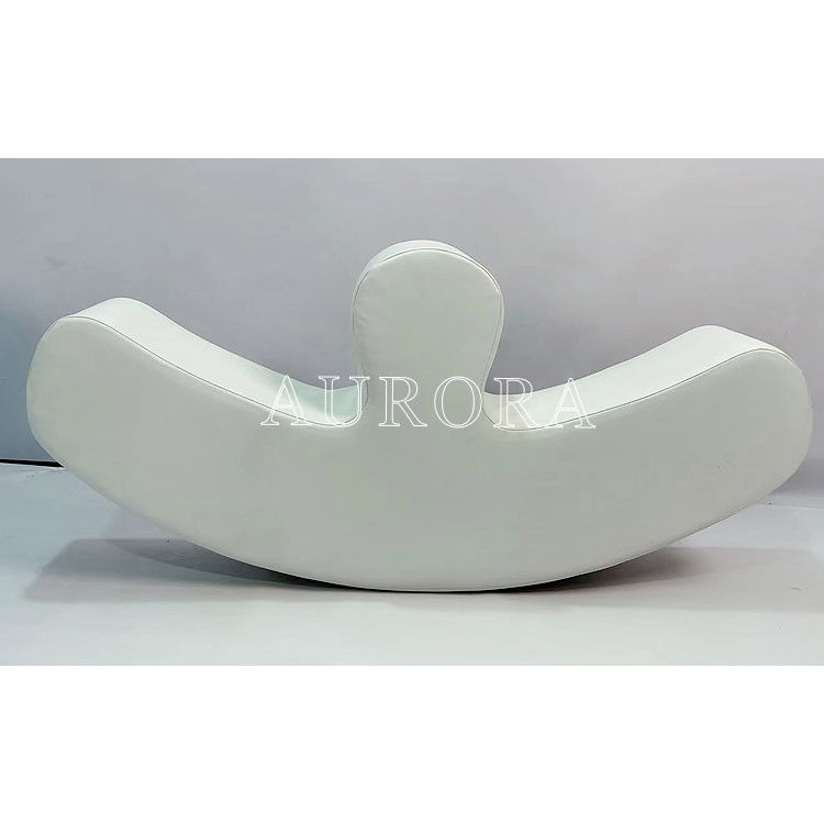 Trò chơi mềm màu trắng và xám cho trẻ em