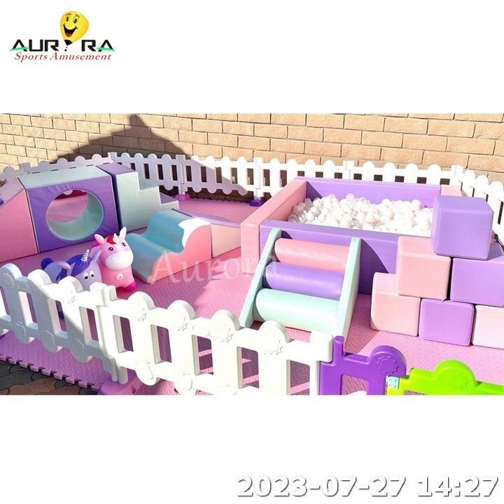 Màu tím màu hồng Soft Play Thiết bị Soft Play hàng rào cho trẻ em Soft Play Sets
